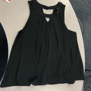 Xhilaration Tops - NWT super cute sleeveless keyhole blouse XXL Xhilaration Tops - NWT super cute sleeveless keyhole blouse XXL